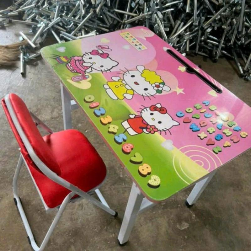Bộ bàn ghế xếp gon cho học sinh cấp 1 2