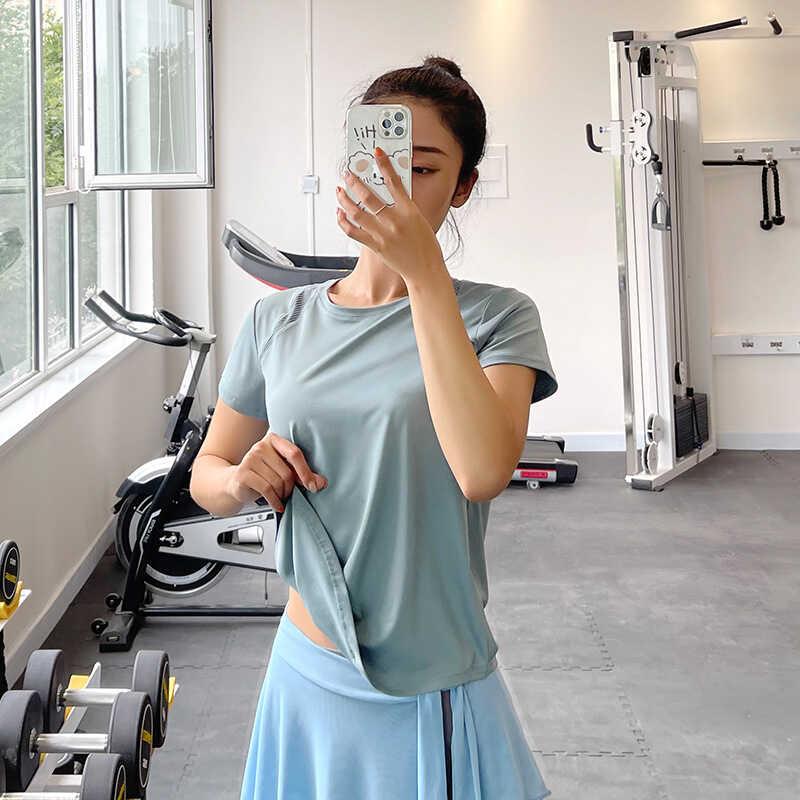 Spring Summer Yoga Cover Up Loose and Slimming Sports Short sleeved T shirt Women's Quick Drying Fitness Top 4