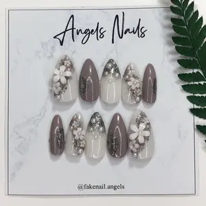 Fake nails | kuku palsu | fakenails wedding | press on nails Cat