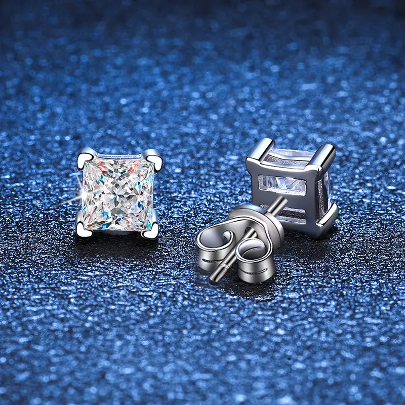 S925 Sterling Silver Stud Earrings for Women, Pt950 Platinum Plated Simple Earrings Princess Square Diamond 1 Karat Shaped Moissanite Stud Earrings