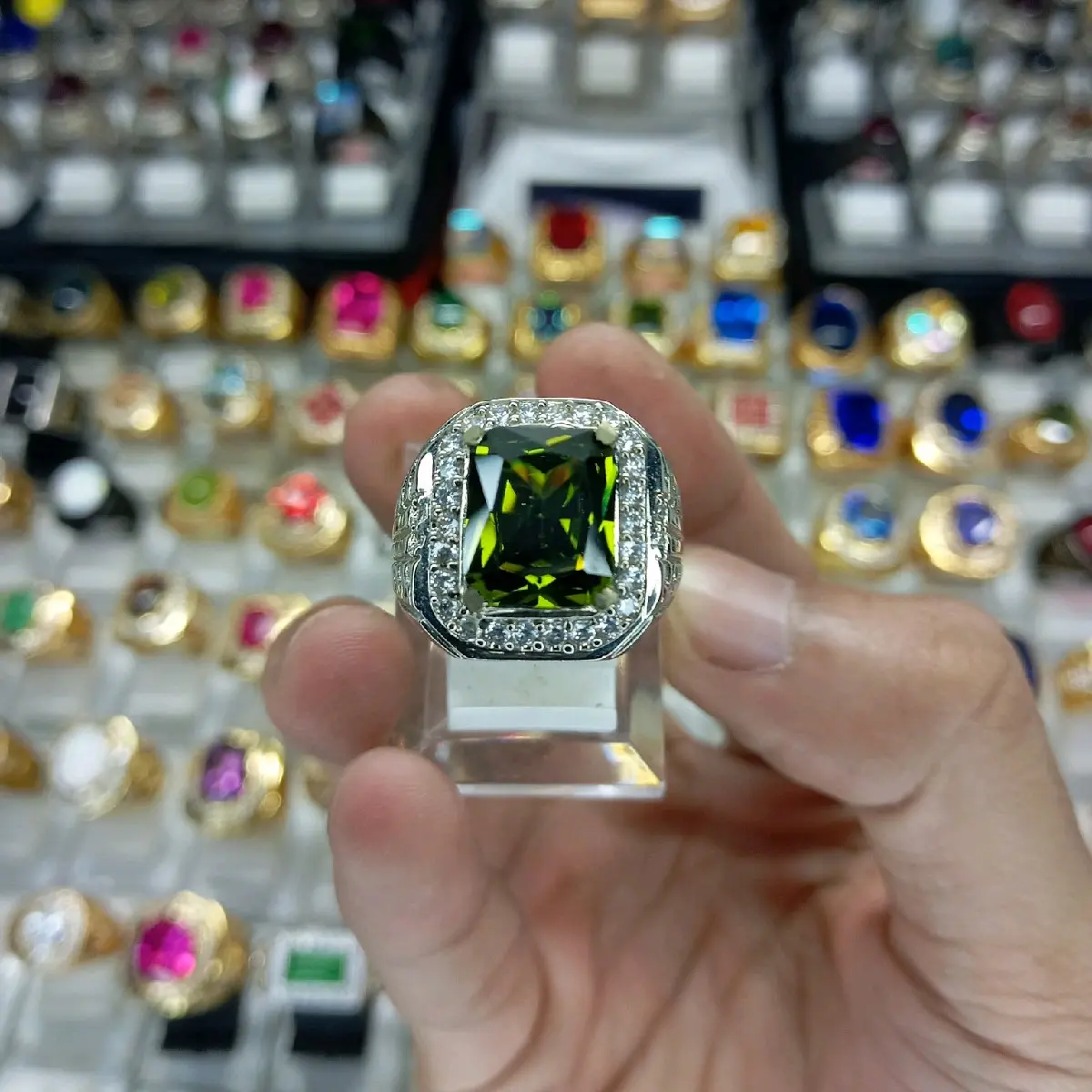 cincin pria