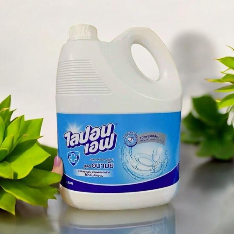  Nước rửa bát LION mẫu  2021  3.600ml Thái Lan không mùi - Làm Sạch 