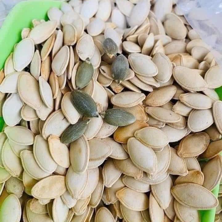 Hạt bí rang mộc thơm bé hũ 450g