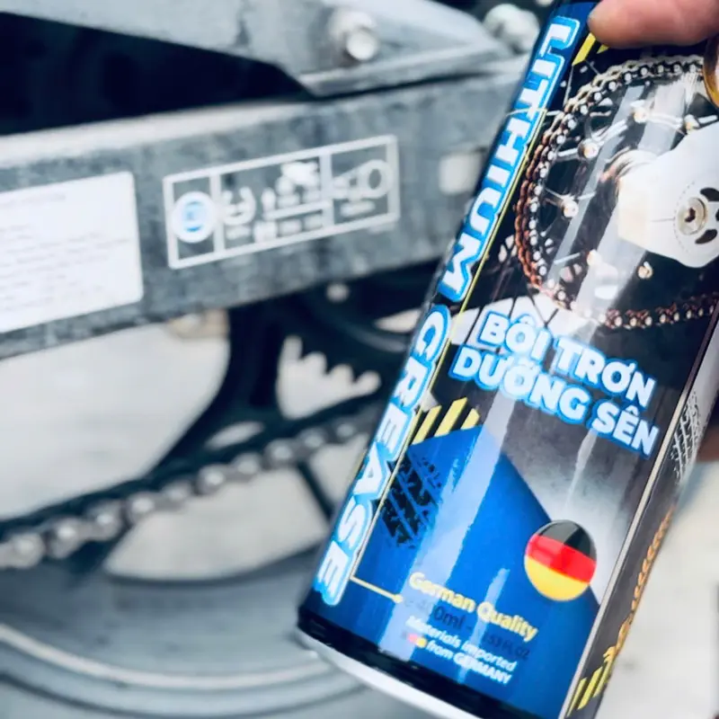 Dưỡng sên mỡ bò kéo tơ sợi xanh chống văng SPRAYKING chai dạng xịt 400ml(dung dịch bôi dưỡng sên xe) gốc mỡ bò lithium xanh 1