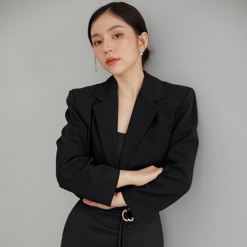 Áo Jacket Blazer lửng trendy NỮ Women hàng thiết kế may 2 lớp có đệm cầu vai freesize dưới 58kg Nhung Top Cotton Kem