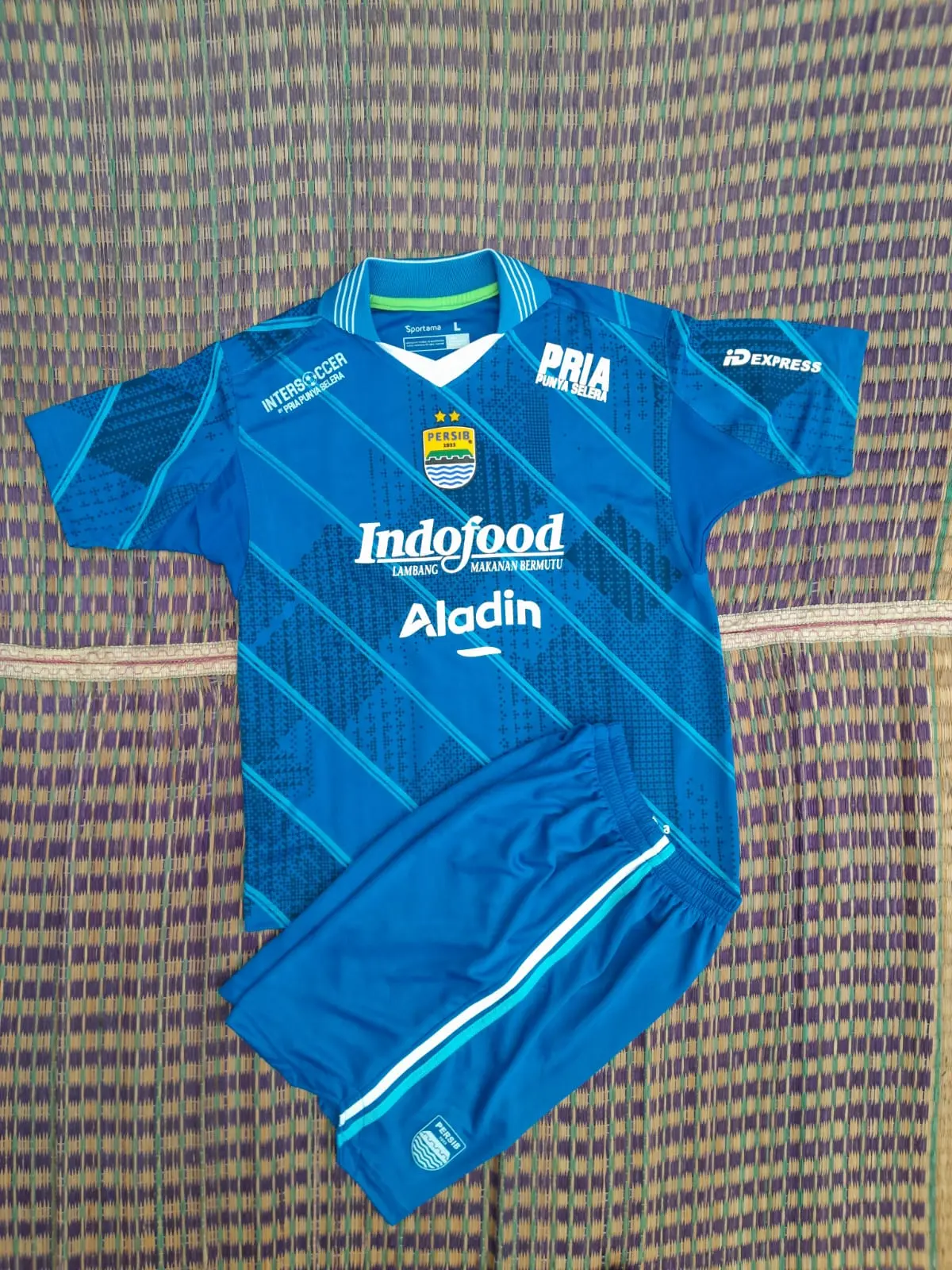 JERSEY ANAK PERSIB BANDUNG MUSIM 2023 2024 LOGO TIMBUL BISA CUSTOM NAMA KUALITAS GRADE OR1 BEST SELLER BISA COD Outdoor