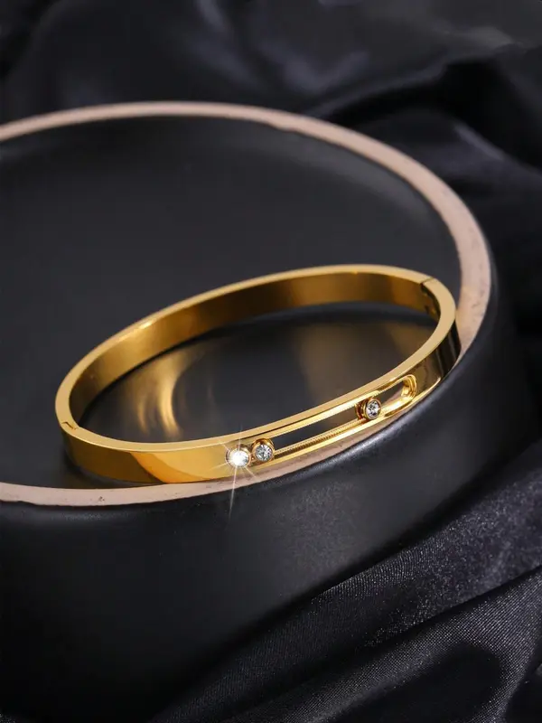 Fashionable and Simple Stainless Steel Sliding Three Diamond Bracelet, Vacuum Plated Bracelet, Suitable for Daily Clothing, Party Accessories, Gifts 3