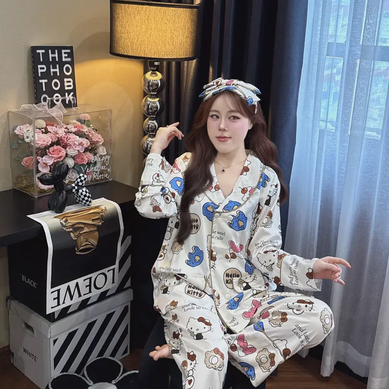 TT18 MÃ 8 Cổ Sam Tay Dài Set Pijama Lụa Latin Ngọc Trai Mềm Mịn 0