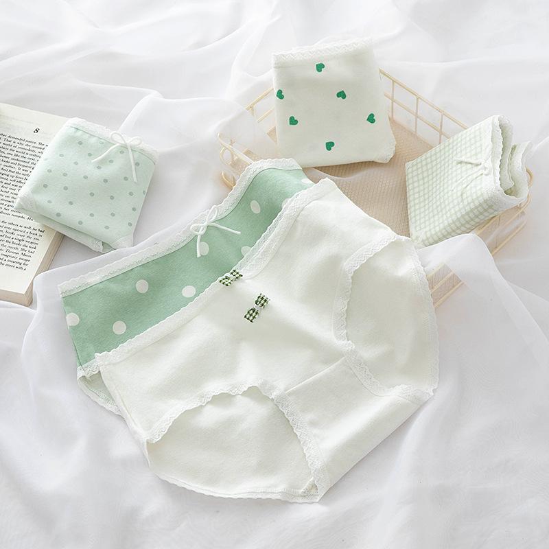Product Introduction of Little Fresh Dot Print Milk Shake Green Girl Underpants 10