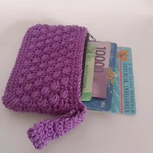 dompet rajut kacang