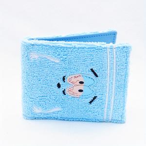 Cartera Linda de Moda Anime, Diseño de Tela de Toalla Bordada, Porta Credencial Personalizada para un Uso Elegante