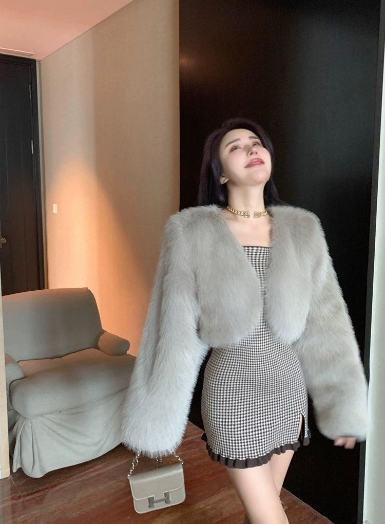 Product Introduction of Áo Khoác Lông Giả Phong Cách Cổ Điển Thanh Lịch, Xã Hội, Dành Cho Mùa Thu Và Mùa Đông, Áo Crop Top Dáng Rộng, Áo Khoác Lông Nữ Jacket 13
