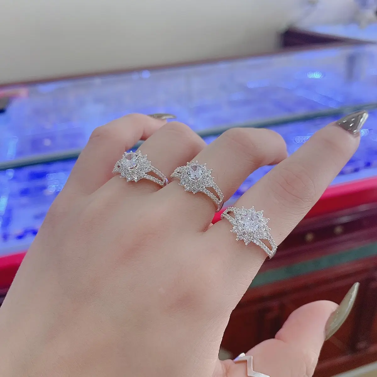 Nhẫn sen khe siêu hot bạc ta HHJ