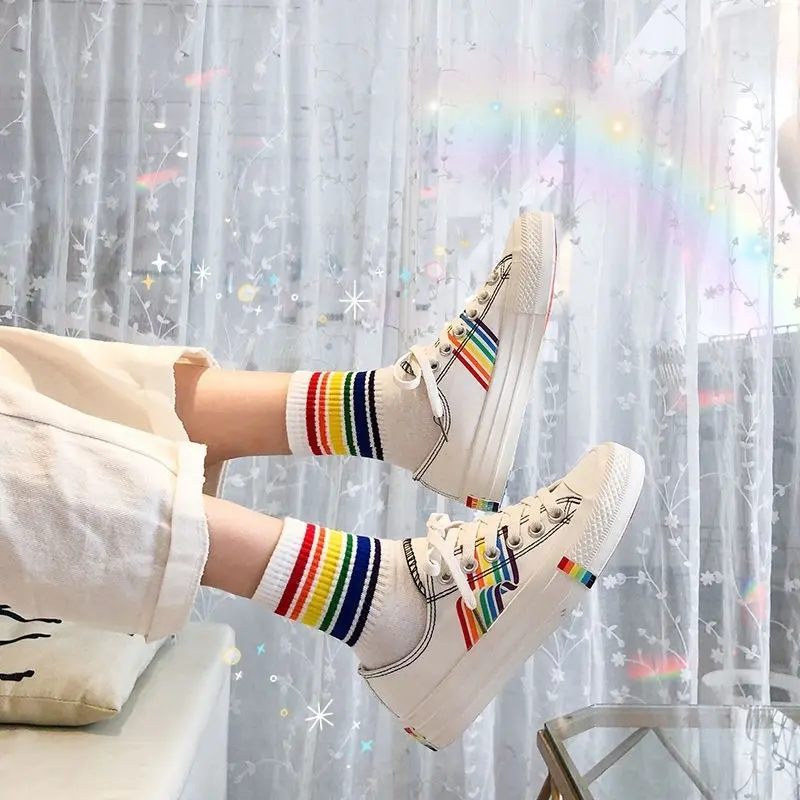 Tất Nam Nữ Cổ Cao Họa Tiết Cầu Vồng Vớ Nữ Cổ Cao Style Trẻ Trung 1