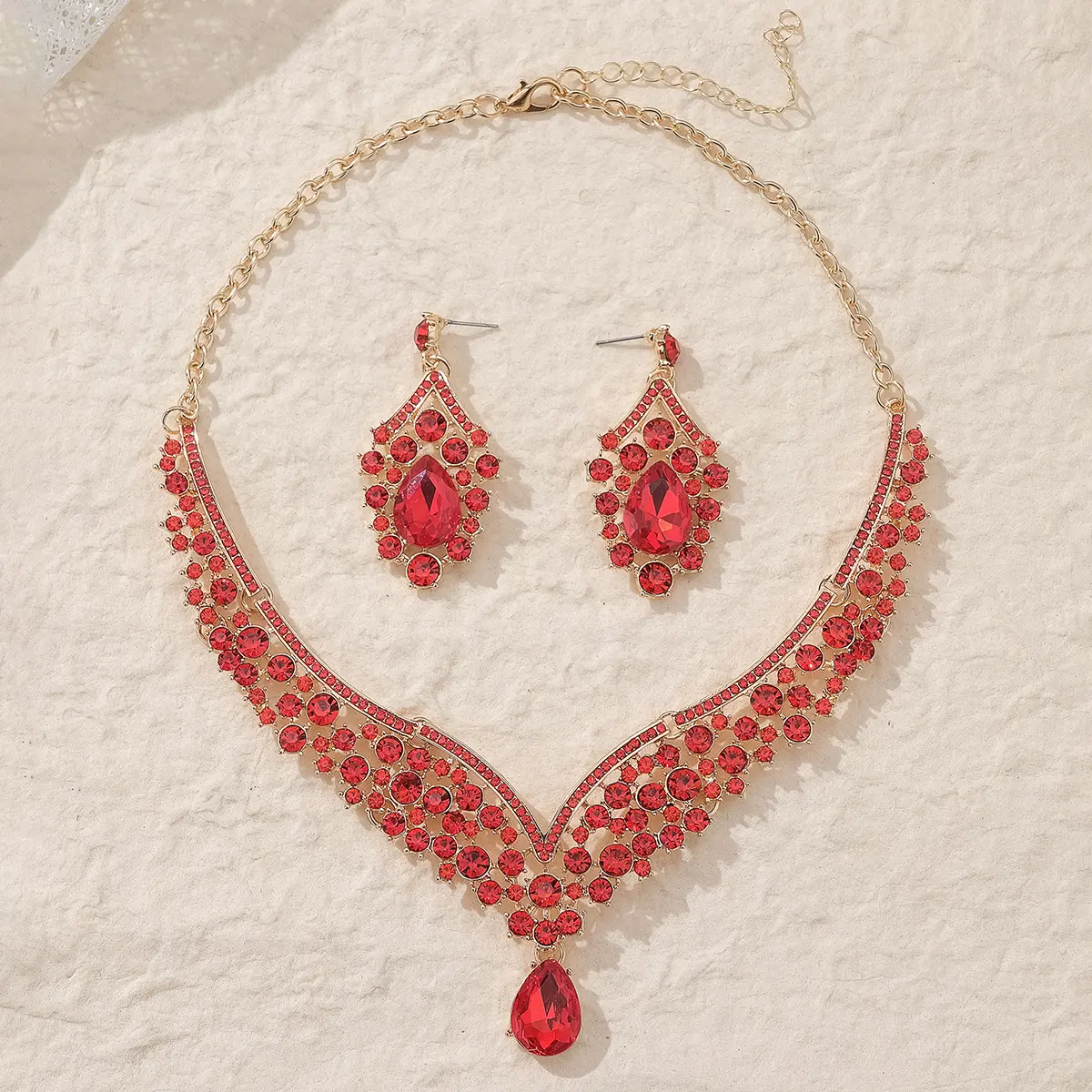 European and American Style Two-Piece Set Ornament All-Match Necklace Suit High Profile Retro Alloy Rhinestone Earrings Necklace for Women