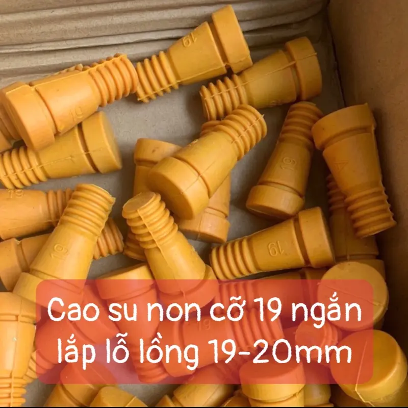 Combo 10 núm cao su cỡ 19 ngắn Cao cấp vàng nghệ - bền dẻo mềm , quay đẹp gà vịt , hàng cao su non Việt Nam. Sản xuất công nghệ hiện đại và tiên tiến 0