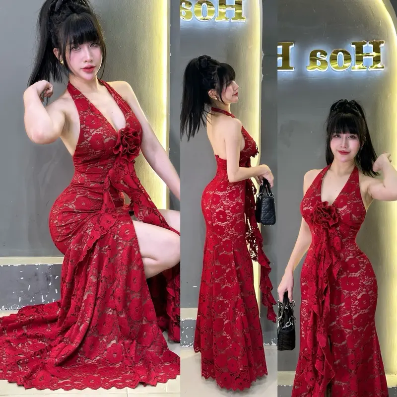 Đầm yếm đuôi cá ren đính hoa tua rua xẻ tà sang chảnh, chất ren hoa cao cấp dày dặn co dãn may 2 lớp xịn đẹpp và sang lắm ạ. Fom đầm dài siêu tôn dáng có xả tà sexy , sẵn mút ngực nha ce, tôn dáng , quyến rũ nhưng không kém phần sang trọng . Women Nữ 1
