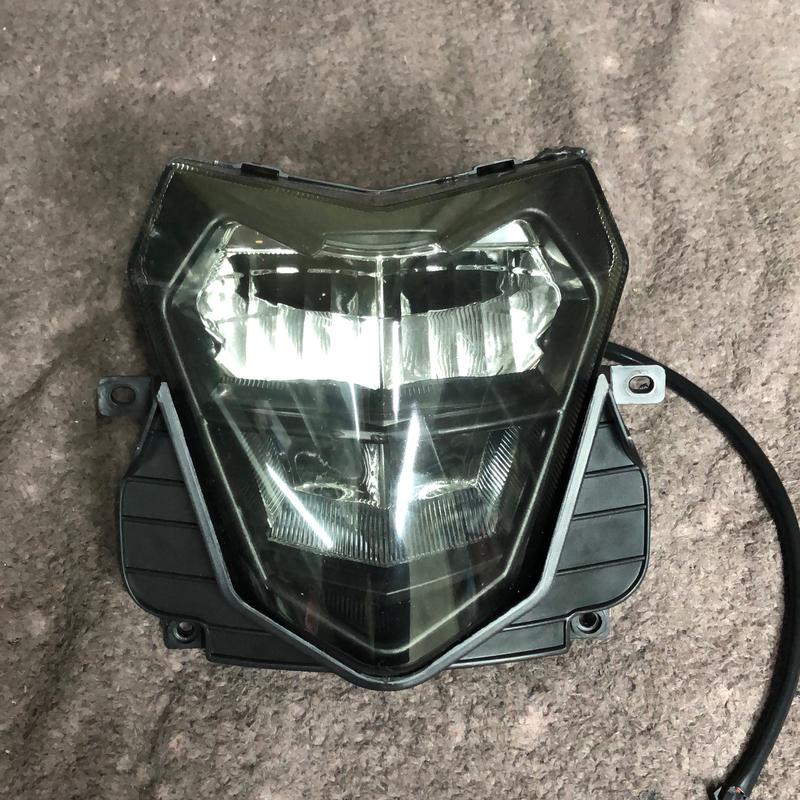 Đèn zinpat điện xmen 2 tầng đen