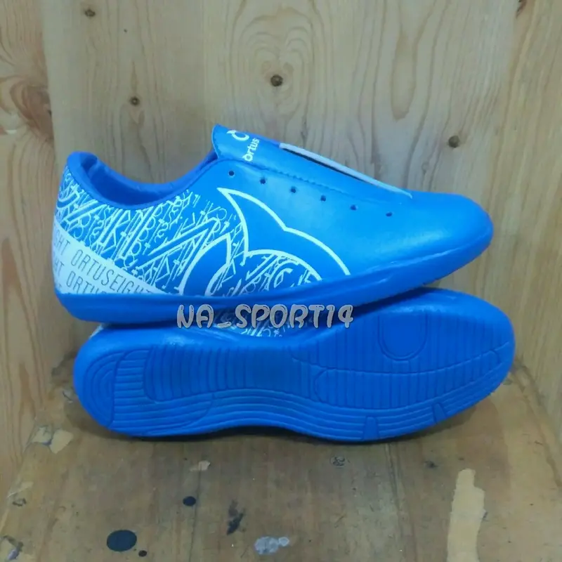 Sepatu Futsal Anak Cyper 4