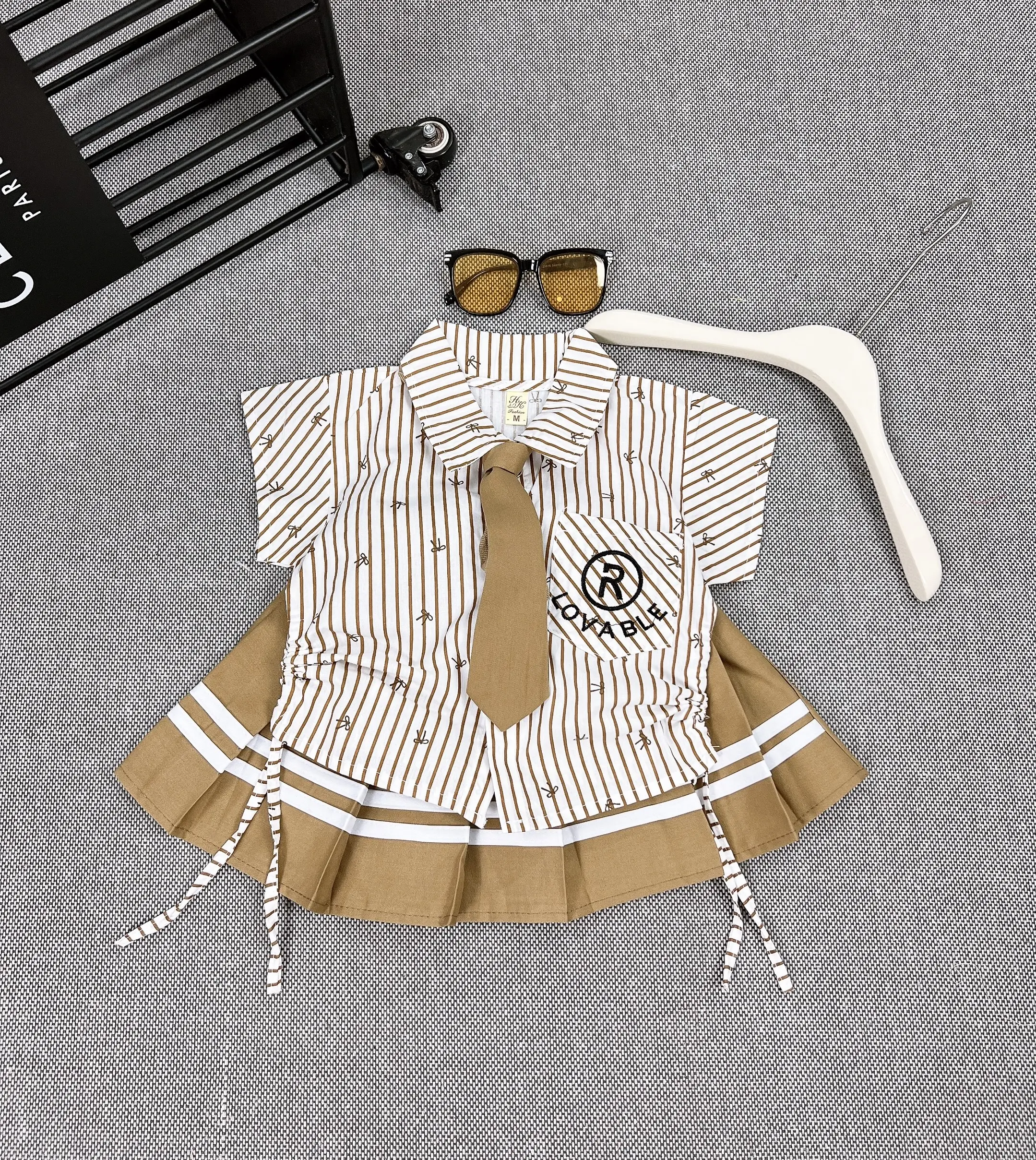 (7-31kg) set áo sơ mi kèm chân váy cho bé gái ,áo  cho bé gái đi học cảbộquầnáo cócổ sét đi học - Sandal cả  bộ Dép Sandal cả  bộ có cổ sét  váy xinh đồ  tết