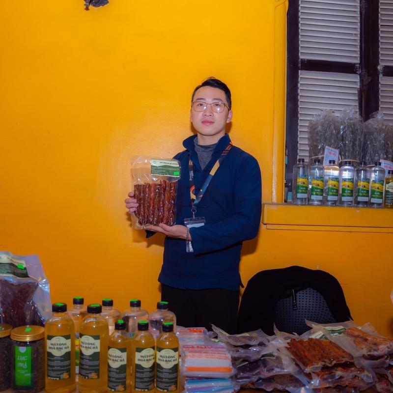 Lạp sườn hun khói cao nguyên đá đồng văn Tự nhiên 500g 0