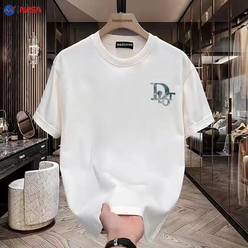 9060 Mùa Hè 2025 Phong Cách Mới Đa Năng Đen Trắng Slim Thời Trang Unisex Cặp Đôi Mặc Phong Cách Sinh Viên Áo Ngắn Tay In Hình Áo Phông Giao Hàng Nghệ Thuật Thêu Hoa Nhẹ Nhàng Áo Sơ Mi Trắng Ướt Cho Nữ 1