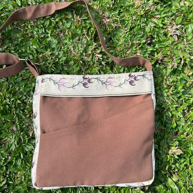 Trang phục lễ chùa - Túi đeo chéo 1
