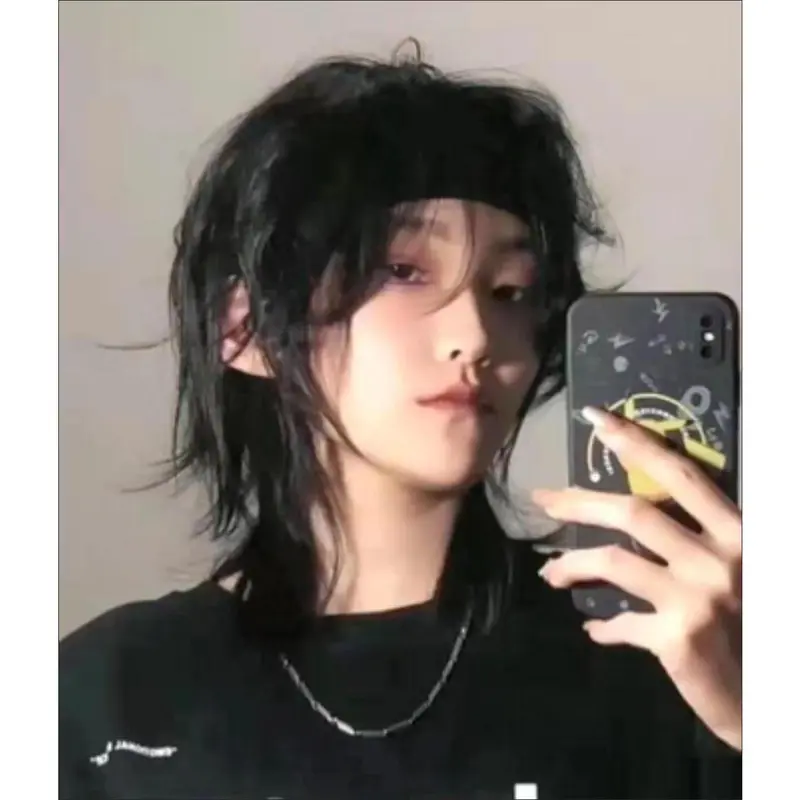 Wig ekor serigala untuk pria dan wanita dengan rambut lurus pendek dan tutup kepala penuh secara alami tampan..... 5