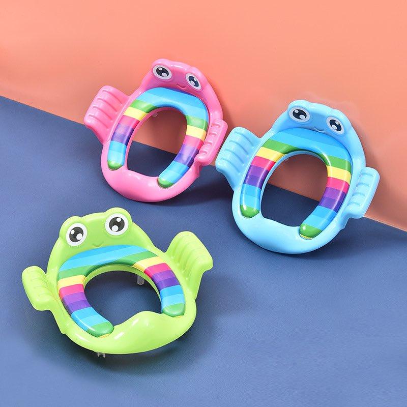 Product Introduction of Bệ Lót Thu Nhỏ Bồn Cầu Có Tay Vịn Đệm Lót Cho Bé An Toàn, Tháo Lắp Dễ Dàng Tiện Lợi - Getgo1 44
