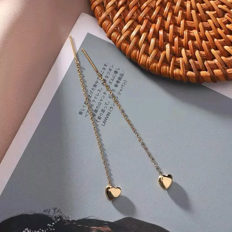 Anting Titanium Wanita Hati Juntai Simpel 1102 1