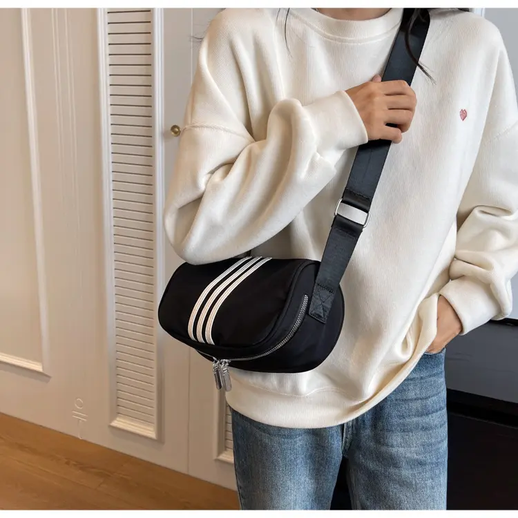 Túi Đeo Chéo 3 sọc Hobo Cho Nữ, Thường Ngày, Đa Năng, Mới, Đơn Giản, Chất Lượng Cao, Thời Trang, Sức Chứa Lớn, Túi Đeo Vai Bag Da Tote túi  3  sọc 1