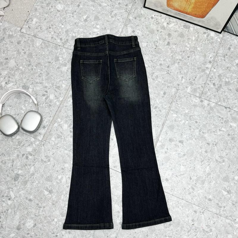 Quần jeans nữ- quần dáng loe 85p cho các nàng nấm lùn m4-m5