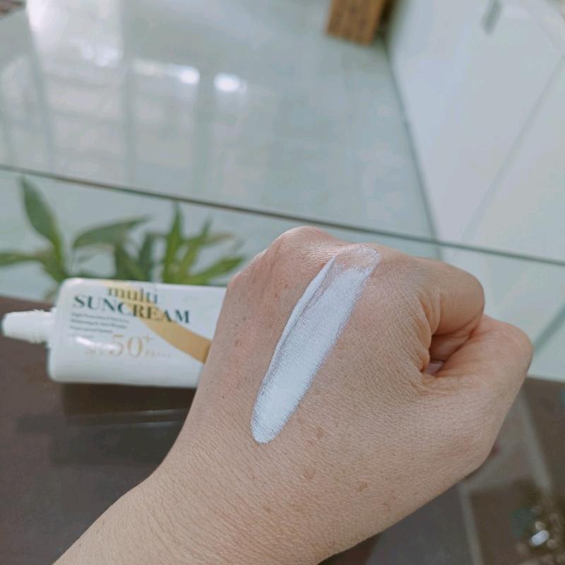 Sĩ 5 Kem chống nắng PHỔ RỘNG  BẬT TÔNG, MỀM MỊN DA. 8