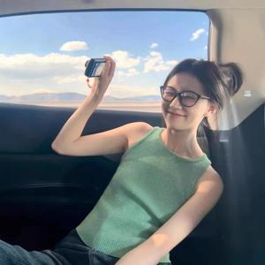 Áo hai dây len màu xanh bạc hà phong cách Pháp cho nữ, mùa hè, có thể mặc trong và ngoài, ngọt ngào và quyến rũ, tôn dáng, kết hợp với màu trắng sáng, kiểu dáng không tay.