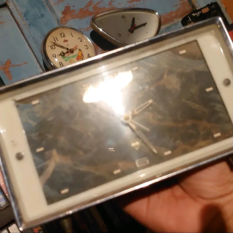jam weker jadul 2