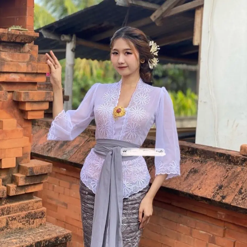 WBK || Kebaya Jadi Bordir Motif Bunga/Kebaya Lonceng