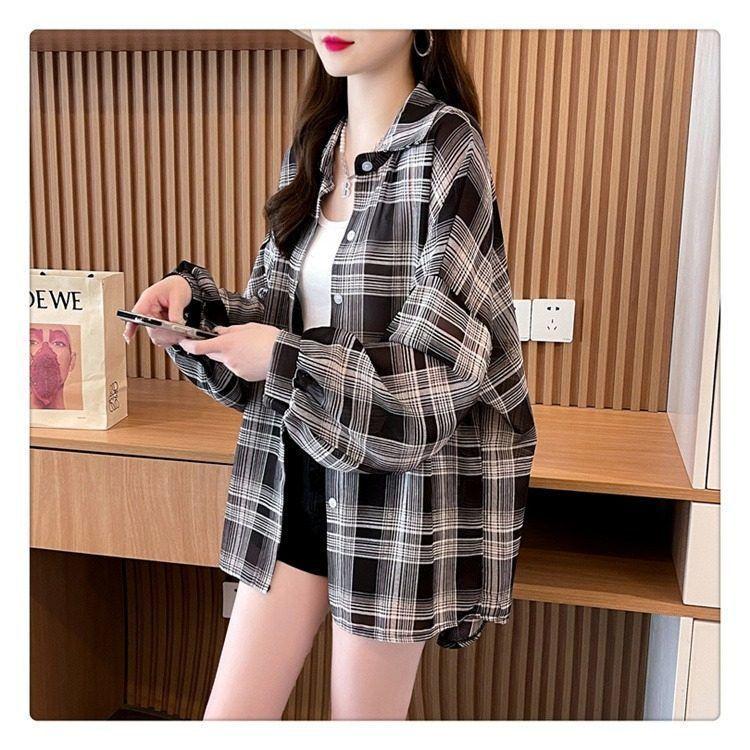 Product Introduction of Sun Protection Clothing for Women Thin Plaid Chiffon Shirt Oversize Coat for Women Breathable New Summer Loose Shirt Women 17