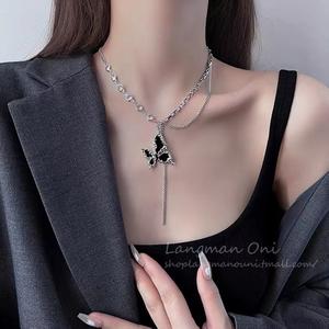 Kalung Rama-rama Pesona Hitam, Gaya Personaliti, Untuk Semua, Mewah, Rantai Tulang selangka Elegan, Ketibaan Baru Jewelry Necklaces baddies  chain