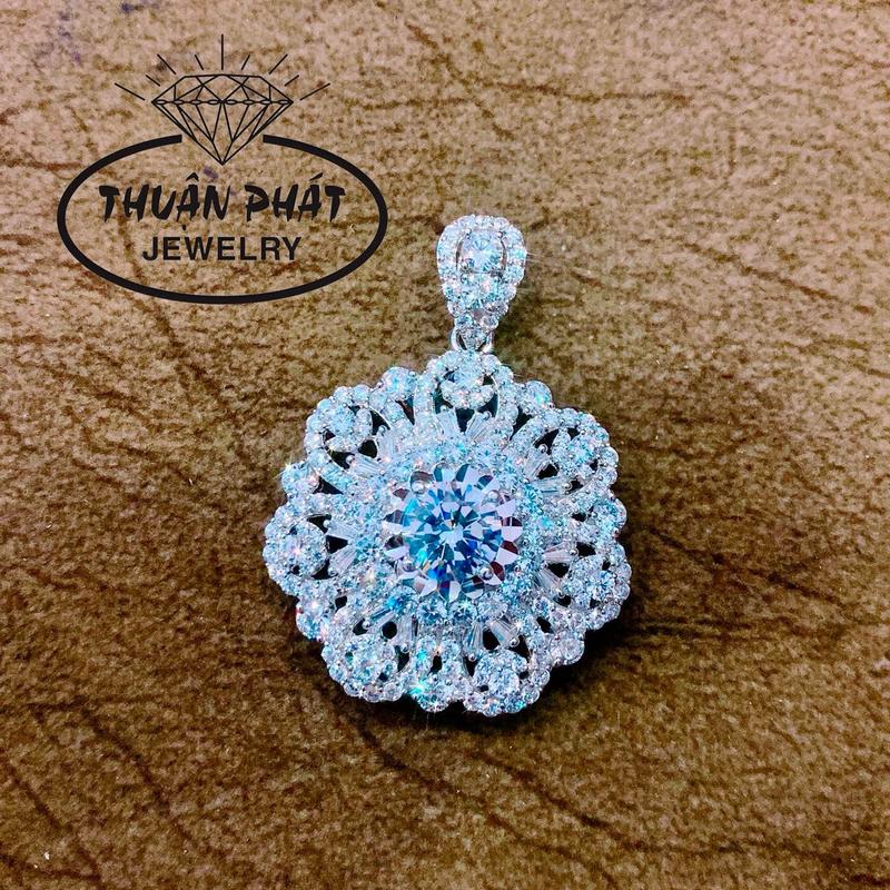 Phụ Kiện Mặt Dây Chuyền Nữ M021 Hoa Mai To Viên Chủ 8Li CZ Đeo Cổ Sang Trọng Trang Sức Bạc Ý Xi Bạch Kim - Bạc Thuận Phát