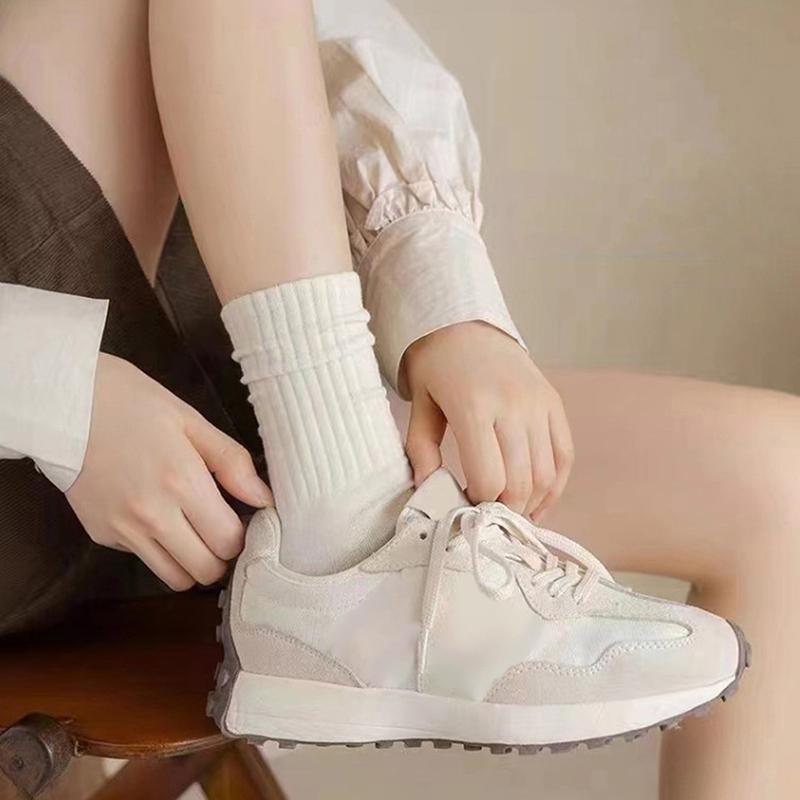 Tất Nữ, Màu Đen Trắng, Tất Ống Giữa, Phong Cách Mùa Thu Đông, Xu Hướng Ins Hàn Quốc Và Nhật Bản, Làm Bằng Bông, Màu Cà Phê, Tất Thiết Kế Cổ Điển Thích Hợp Cho Học Sinh, [TTSS] 2