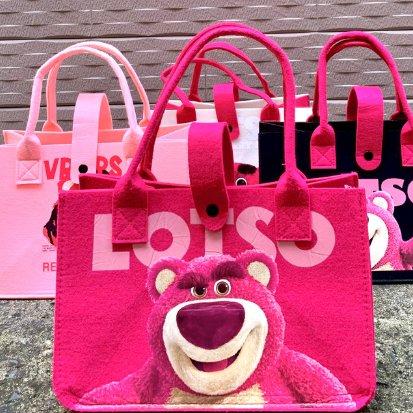 Túi nỉ xốp đứng hoạt hình gấu dâu siêu xinh đựng đồ dùng cá nhân cho mẹ bỉm sữa và bé túi xách cầm tay Đeo Chéo