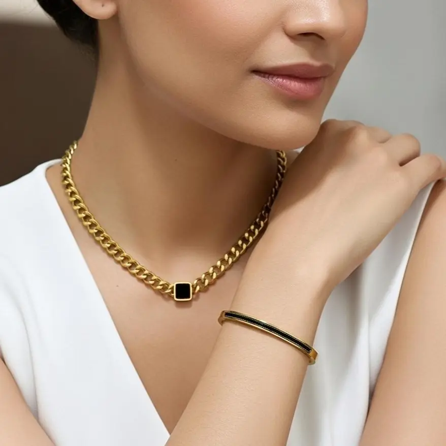 Kalung Rantai Besar Plat Hitam Dan Gelang Bangle Delila Permata Hitam Bahan Titanium Koyara Jewelry