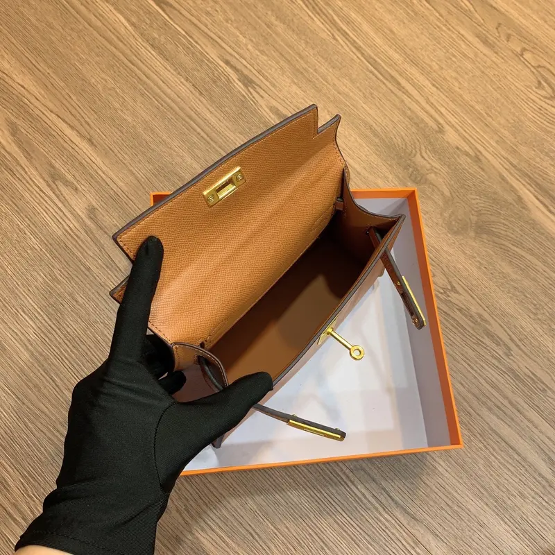 Túi Nữ 1 Quai Da Epsom Size 20 - Nguyên Siu - Bag 7