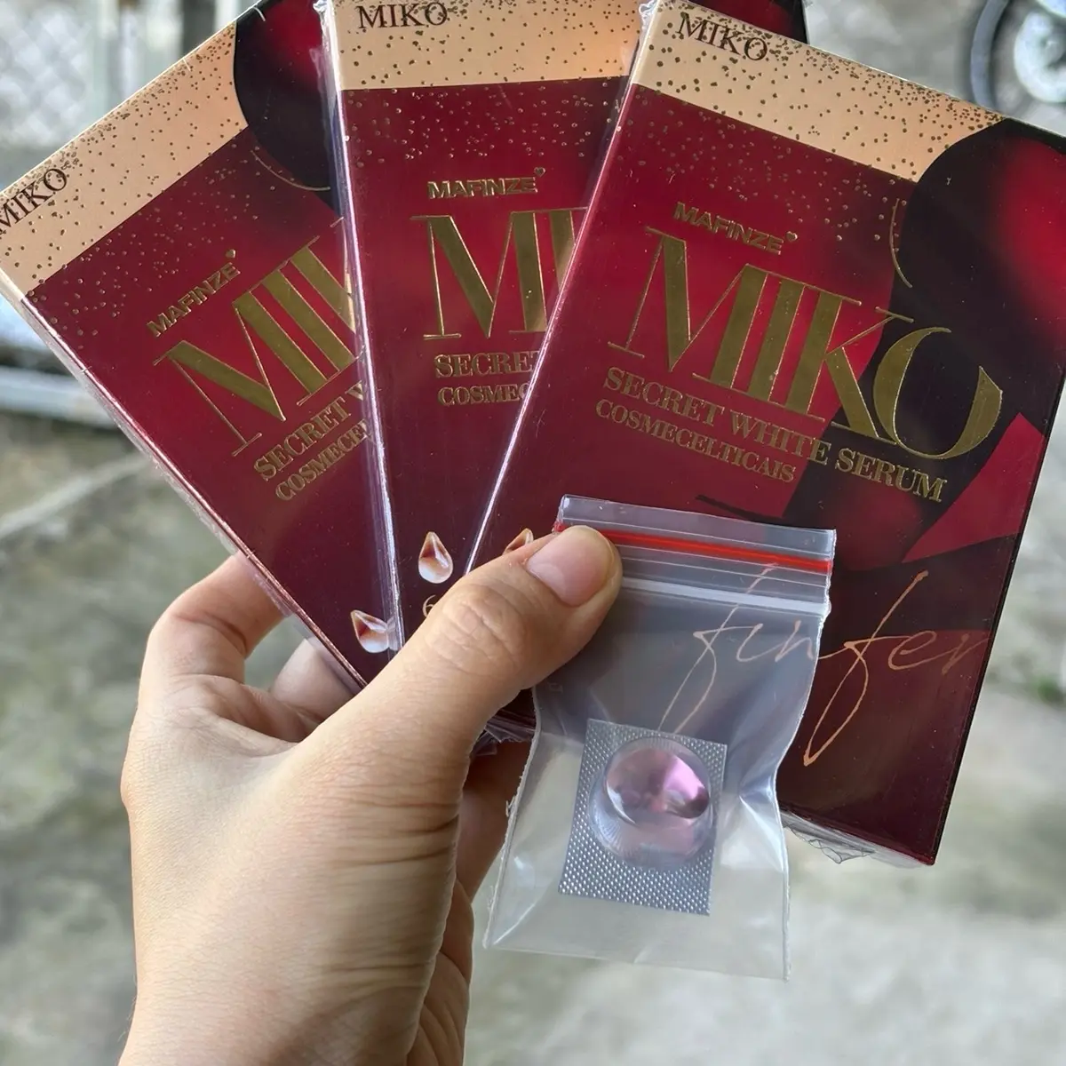 Combo 3 miko đỏ 18v như hình