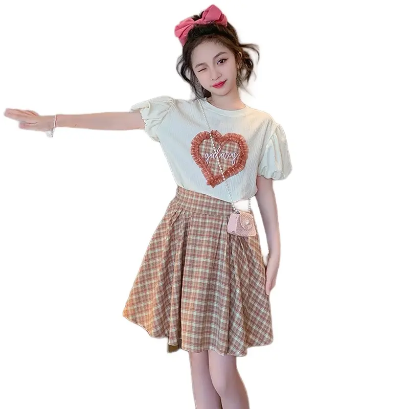 Bộ chân váy kẻ áo tim cho bé gái từ 15-45kg
