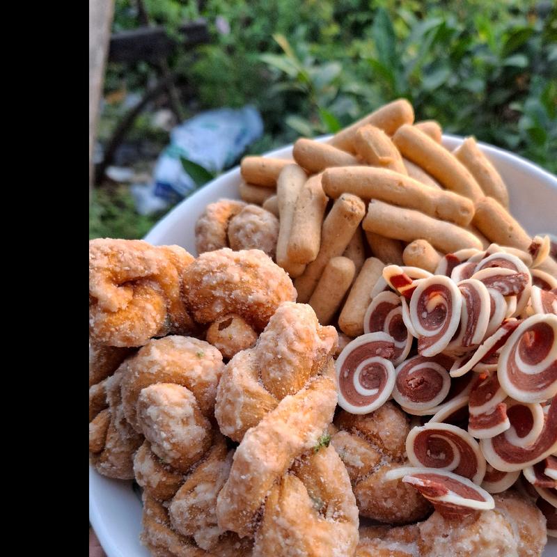 Combo 2kg bánh tai heo, quai chèo, cọng 1