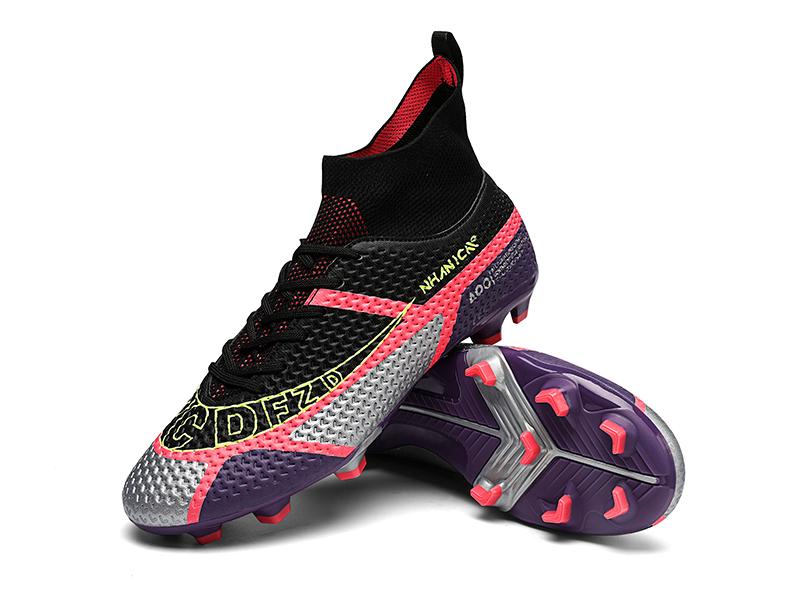 Product Introduction of （SIZE 36-45）Ready Stock Unisex Plus Size Football Shoes Outdoor Futsal Soccer Shoes Non-slip Training Shoes 24