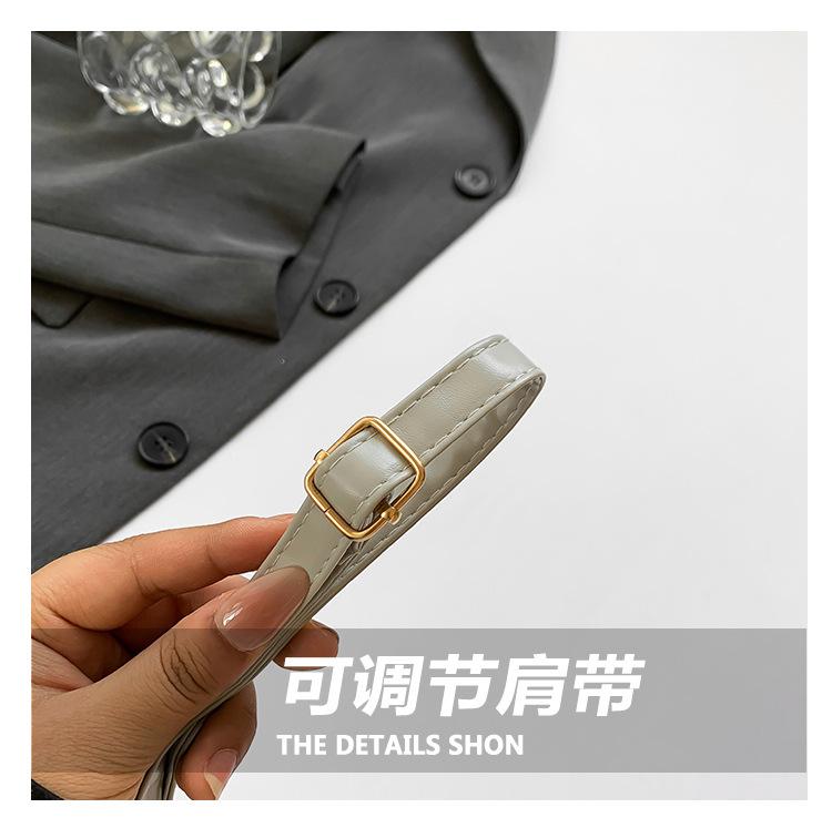 Product Introduction of Túi Vuông Nhỏ Chất Lượng Cao, Thời Trang Mới, Thiết Kế Chữ Cái Và Tua Rua, Dây Xích Xích, Thích Hợp Cho Phụ Nữ, Túi Đeo Vai Tongqin, Phổ Biến Năm Nay Bag 4