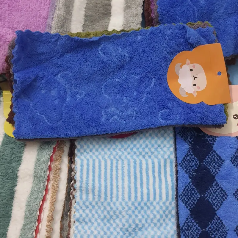 Mua 10 tặng 5 [Sét 10 Chiếc Khăn Lau Đa Năng 30x30 siêu thấm hút nhiều màu + 5 Miếng Rửa chén ] 1