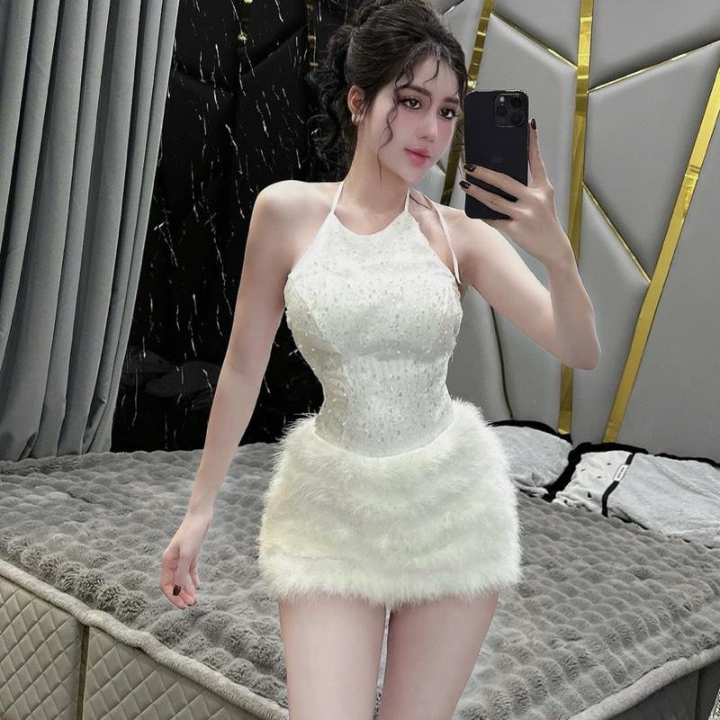 Váy thiết kế cổ yếm kim sa chân lông sang chảnh NQL42